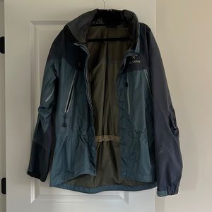 Arc’teryx Ski Snowboard Shell Jacket Medium Gore-tex